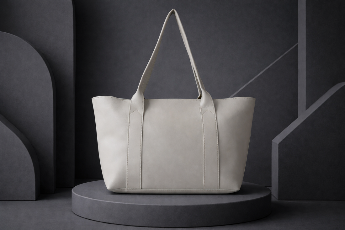 Women’s leather tote bags and branded handbags in Pakistan for work and university.