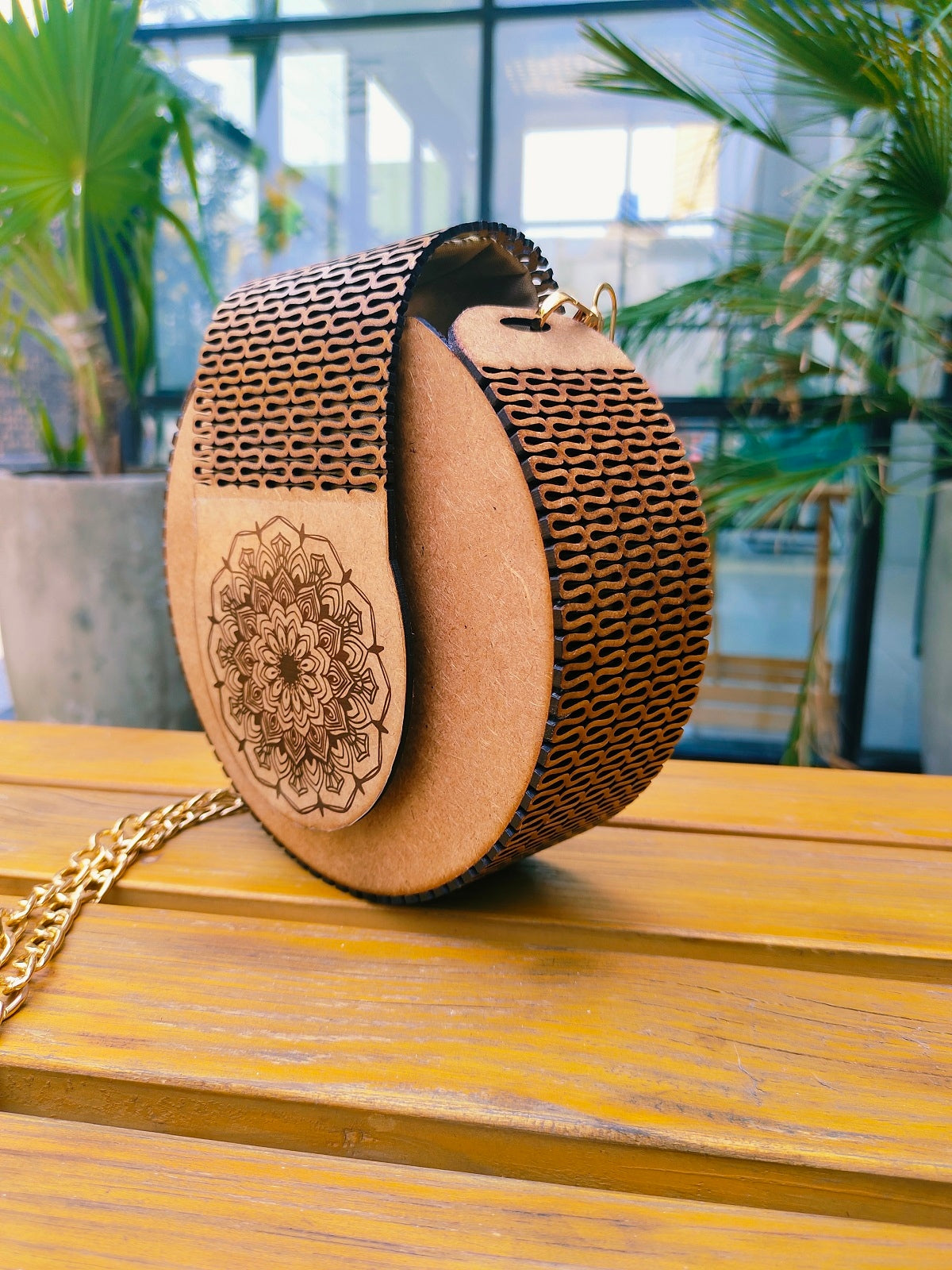 "Handmade Cookie Wooden Bag, showcasing unique handcrafted design, versatile as a wooden purse, hand bag, shoulder bag, cross-body bag, and tote bag, perfect for adding a touch of elegance to any outfit