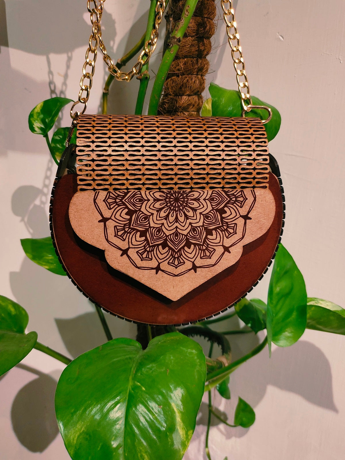 Just a little wooden handmade bag For you to be different, to be special,  to be unique like she is #glamwood wooden bags and accessories… | Instagram