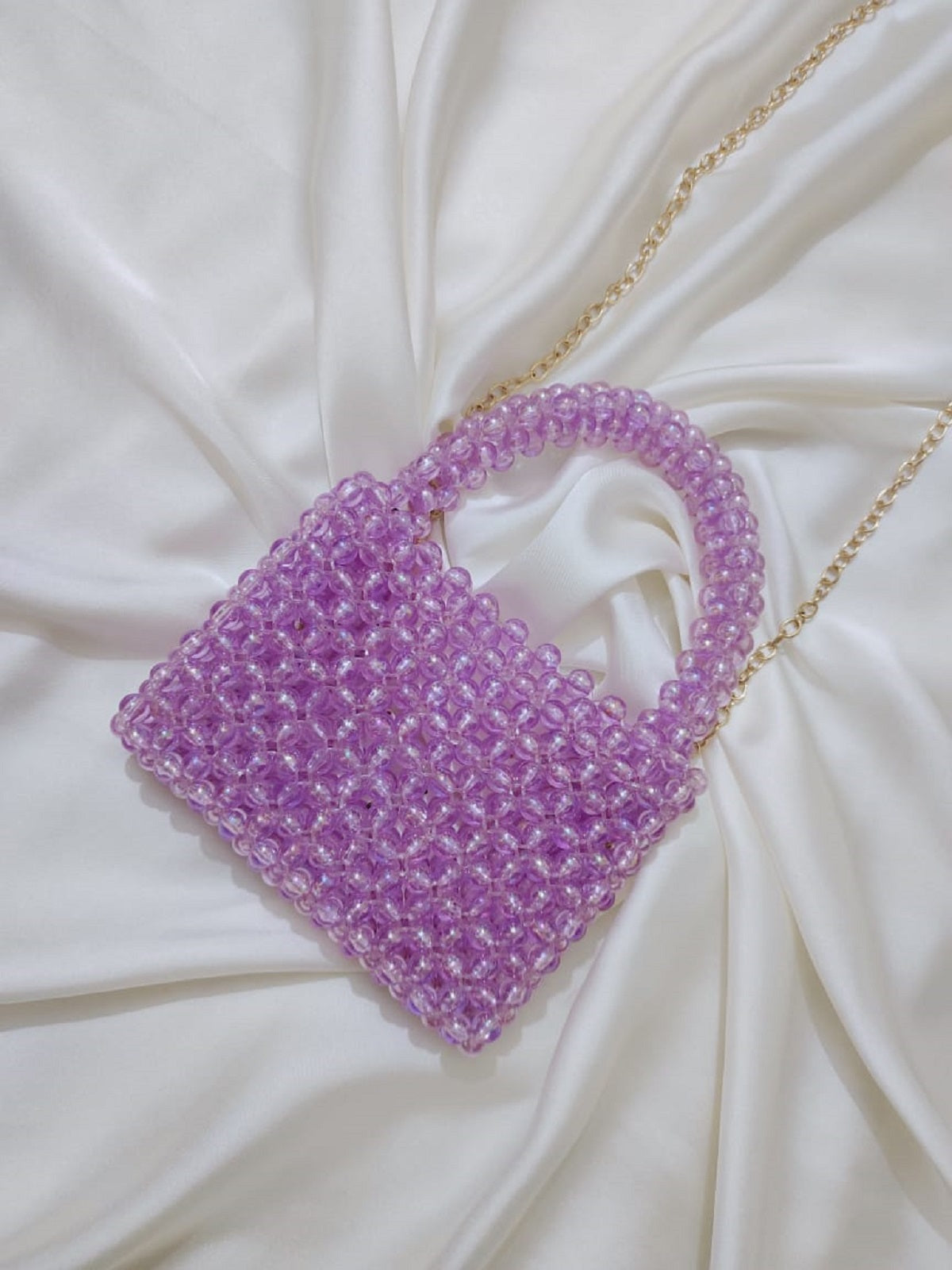 Mini Beaded Bag with Dual Straps: A Harmony of Delicate Elegance and Versatility